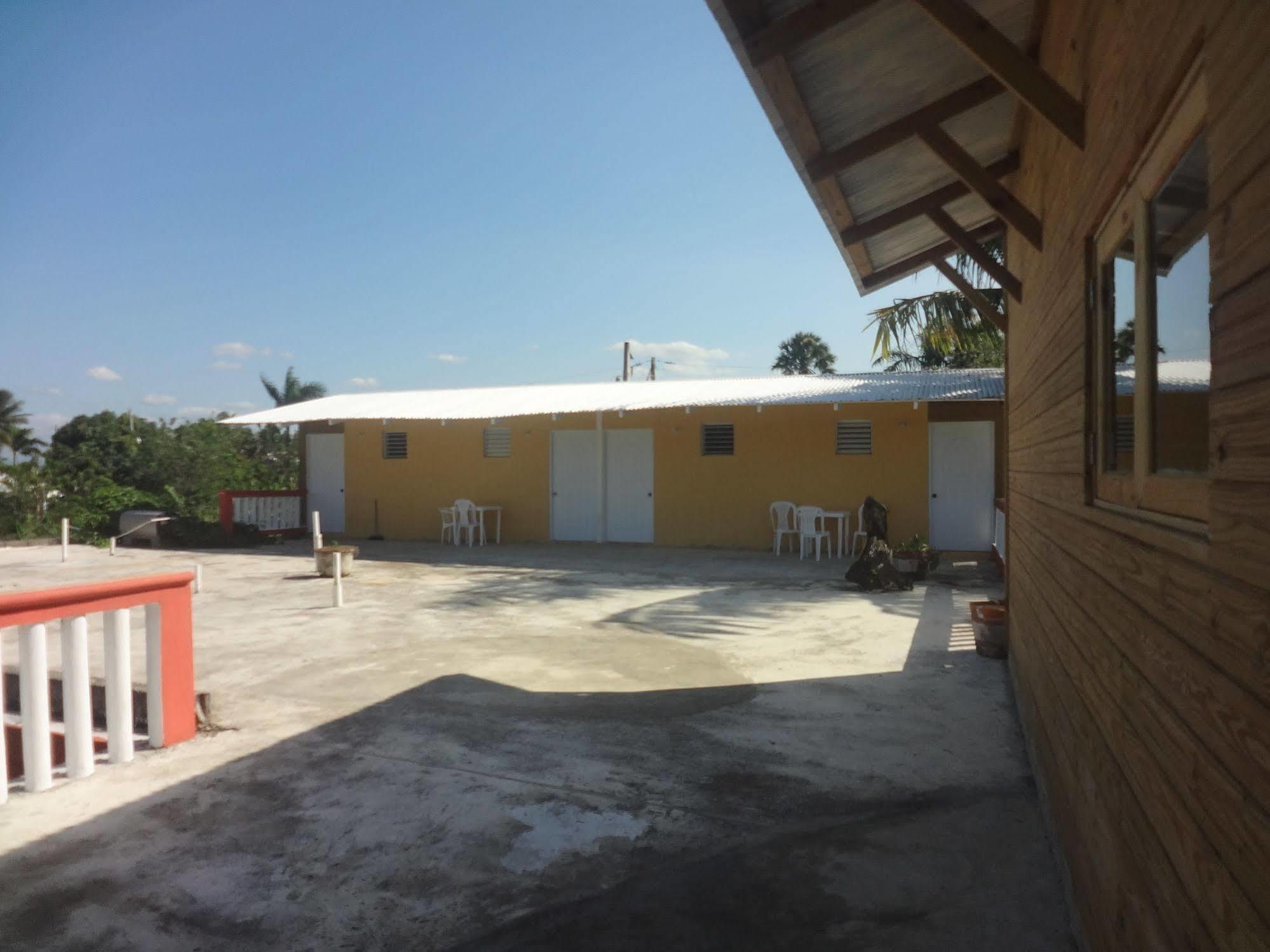 Gipsy Ranch Rooms Cabarete Exteriör bild